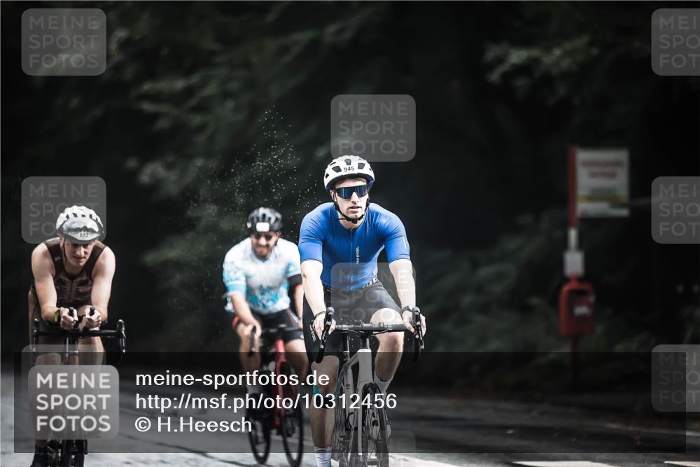 13.09.2026 - Stadtparktriathlon H.Heesch http://msf.ph/oto/10312456 13.09.2026 11:46:13 Radfahren 788, 803, 871, 874, 882, 907, 939, 945, 946 meine-sportfotos.de