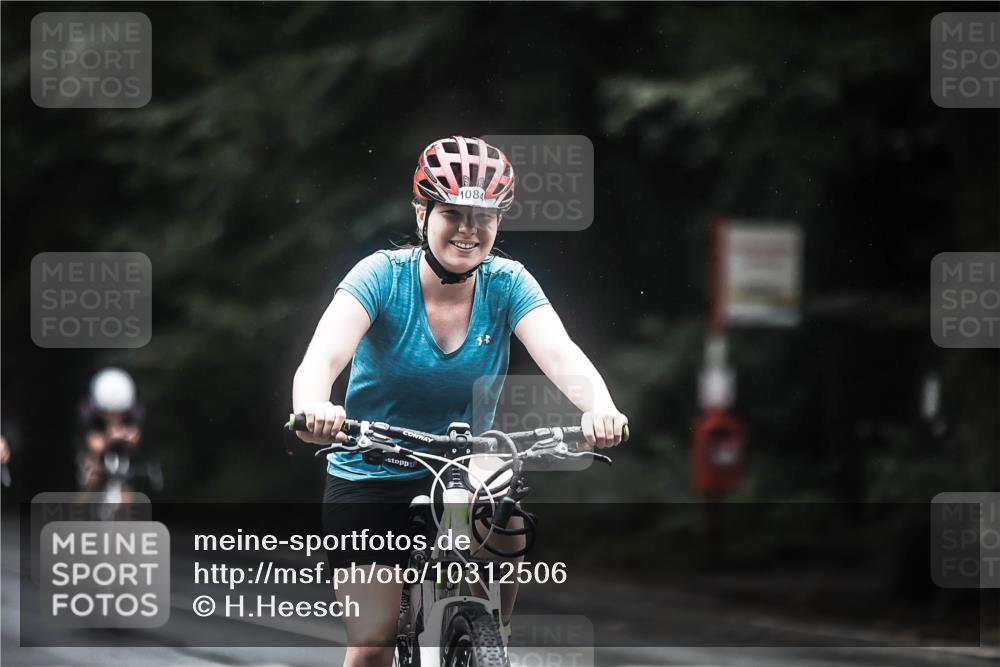 13.09.2026 - Stadtparktriathlon H.Heesch http://msf.ph/oto/10312506 13.09.2026 12:53:59 Radfahren 1078, 1084, 1136, 1214, 1248, 1255, 1257, 1294 meine-sportfotos.de