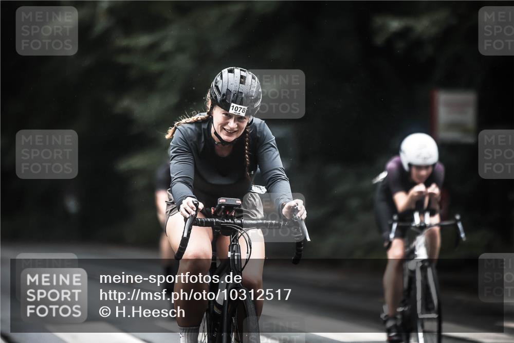 13.09.2026 - Stadtparktriathlon H.Heesch http://msf.ph/oto/10312517 13.09.2026 12:54:01 Radfahren 1078, 1084, 1214, 1248, 1255, 1294 meine-sportfotos.de