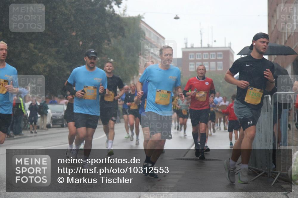 13.09.2026 - Kiel Lauf Markus Tischler http://msf.ph/oto/10312553 13.09.2026 10:39:05 Fleethörn 7931, 715, 11, 39, 7405, 12474 meine-sportfotos.de