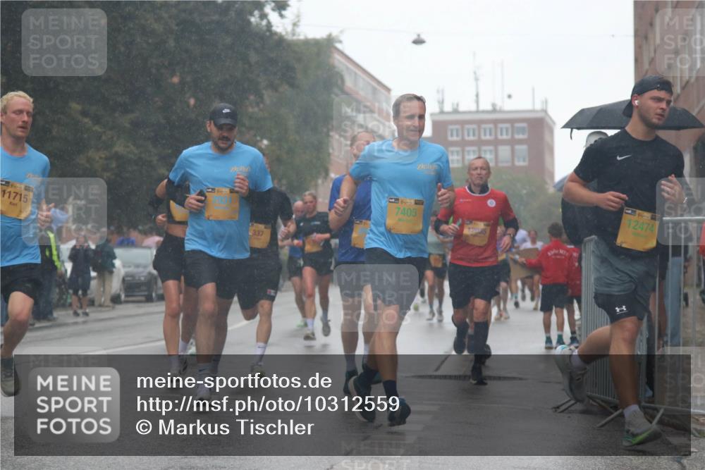 13.09.2026 - Kiel Lauf Markus Tischler http://msf.ph/oto/10312559 13.09.2026 10:39:05 Fleethörn 11715, 1, 39, 337, 39, 7405, 12035, 12474 meine-sportfotos.de