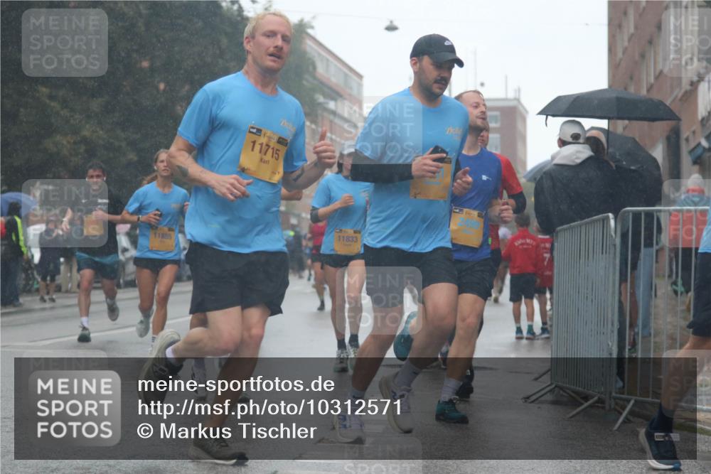 13.09.2026 - Kiel Lauf Markus Tischler http://msf.ph/oto/10312571 13.09.2026 10:39:06 Fleethörn 11885, 11715, 11833 meine-sportfotos.de