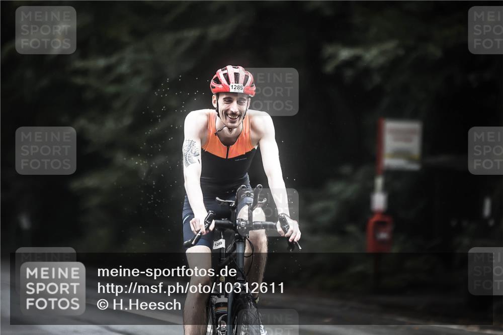 13.09.2026 - Stadtparktriathlon H.Heesch http://msf.ph/oto/10312611 13.09.2026 12:54:09 Radfahren 1137, 1138, 1140, 1204, 1211, 1248, 1289 meine-sportfotos.de