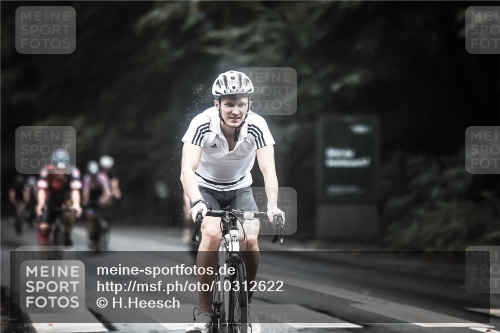 13.09.2026 - Stadtparktriathlon H.Heesch http://msf.ph/oto/10312622 13.09.2026 12:54:11 Radfahren 1137, 1138, 1140, 1204, 1211, 1289 meine-sportfotos.de
