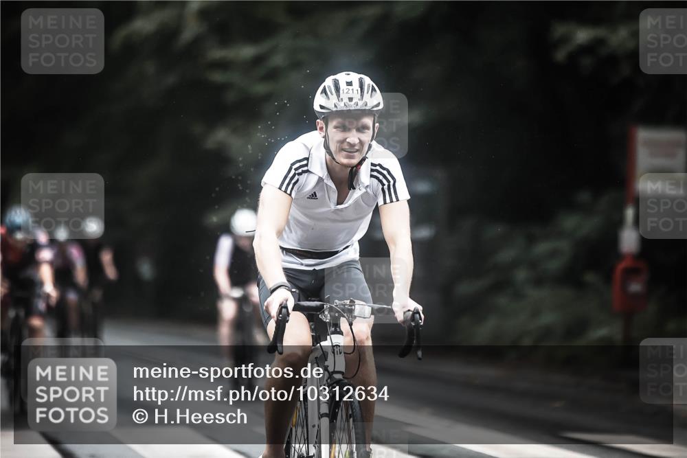 13.09.2026 - Stadtparktriathlon H.Heesch http://msf.ph/oto/10312634 13.09.2026 12:54:11 Radfahren 1137, 1138, 1140, 1204, 1211, 1289 meine-sportfotos.de