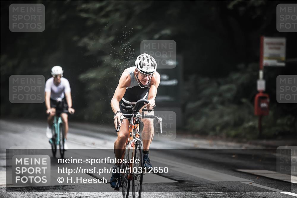 13.09.2026 - Stadtparktriathlon H.Heesch http://msf.ph/oto/10312650 13.09.2026 11:46:39 Radfahren 786, 835, 870, 917 meine-sportfotos.de