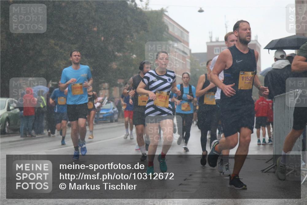 13.09.2026 - Kiel Lauf Markus Tischler http://msf.ph/oto/10312672 13.09.2026 10:39:18 Fleethörn 10960, 5916, 81555, 1, 33, 1152 meine-sportfotos.de