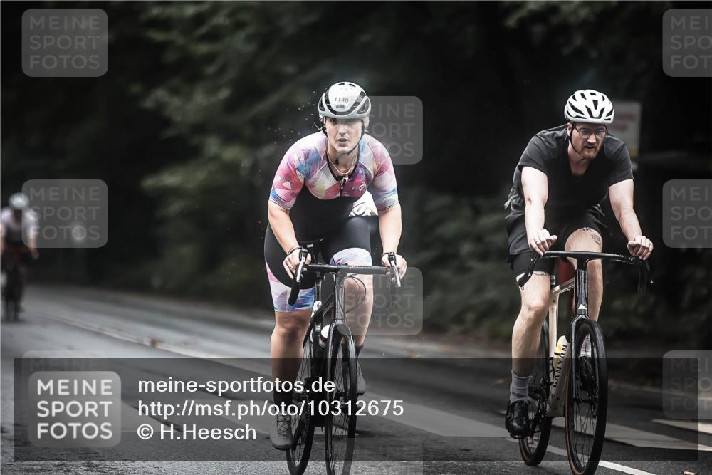 13.09.2026 - Stadtparktriathlon H.Heesch http://msf.ph/oto/10312675 13.09.2026 12:54:15 Radfahren 1137, 1138, 1140, 1170, 1189, 1204, 1211, 1242, 1273, 1289 meine-sportfotos.de