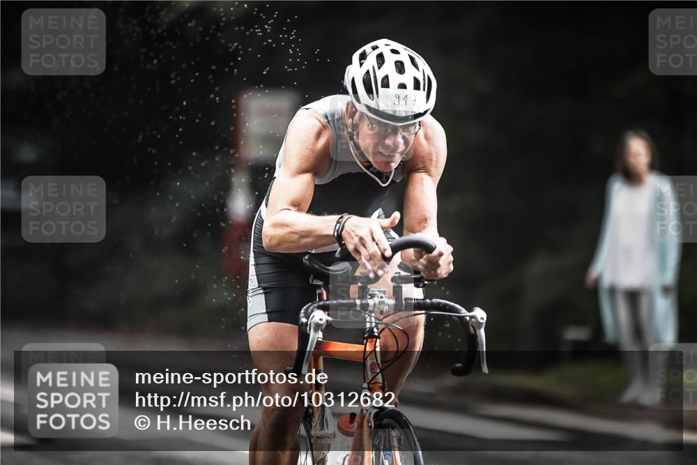 13.09.2026 - Stadtparktriathlon H.Heesch http://msf.ph/oto/10312682 13.09.2026 11:46:40 Radfahren 870, 917 meine-sportfotos.de