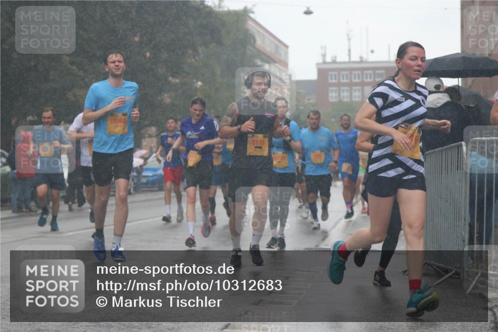 13.09.2026 - Kiel Lauf Markus Tischler http://msf.ph/oto/10312683 13.09.2026 10:39:19 Fleethörn 10960, 8155, 10739 meine-sportfotos.de