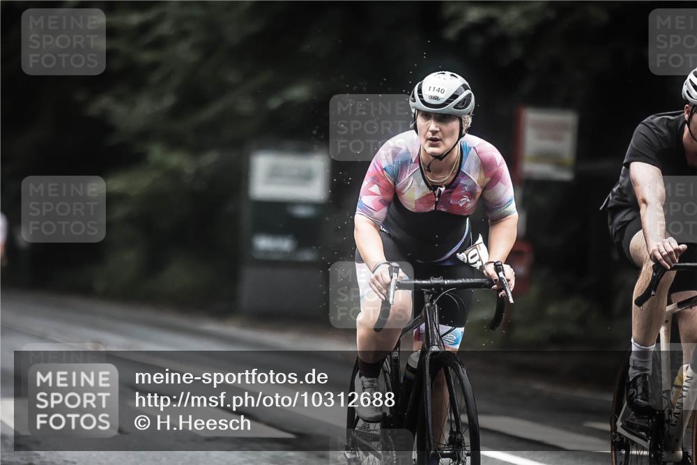 13.09.2026 - Stadtparktriathlon H.Heesch http://msf.ph/oto/10312688 13.09.2026 12:54:16 Radfahren 1137, 1138, 1140, 1170, 1189, 1204, 1211, 1242, 1273, 1400 meine-sportfotos.de