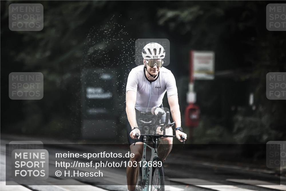 13.09.2026 - Stadtparktriathlon H.Heesch http://msf.ph/oto/10312689 13.09.2026 11:46:41 Radfahren 870, 917 meine-sportfotos.de