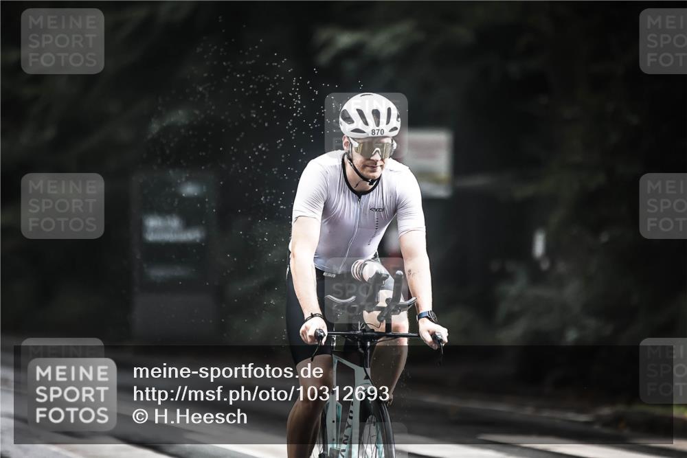 13.09.2026 - Stadtparktriathlon H.Heesch http://msf.ph/oto/10312693 13.09.2026 11:46:41 Radfahren 870, 917 meine-sportfotos.de