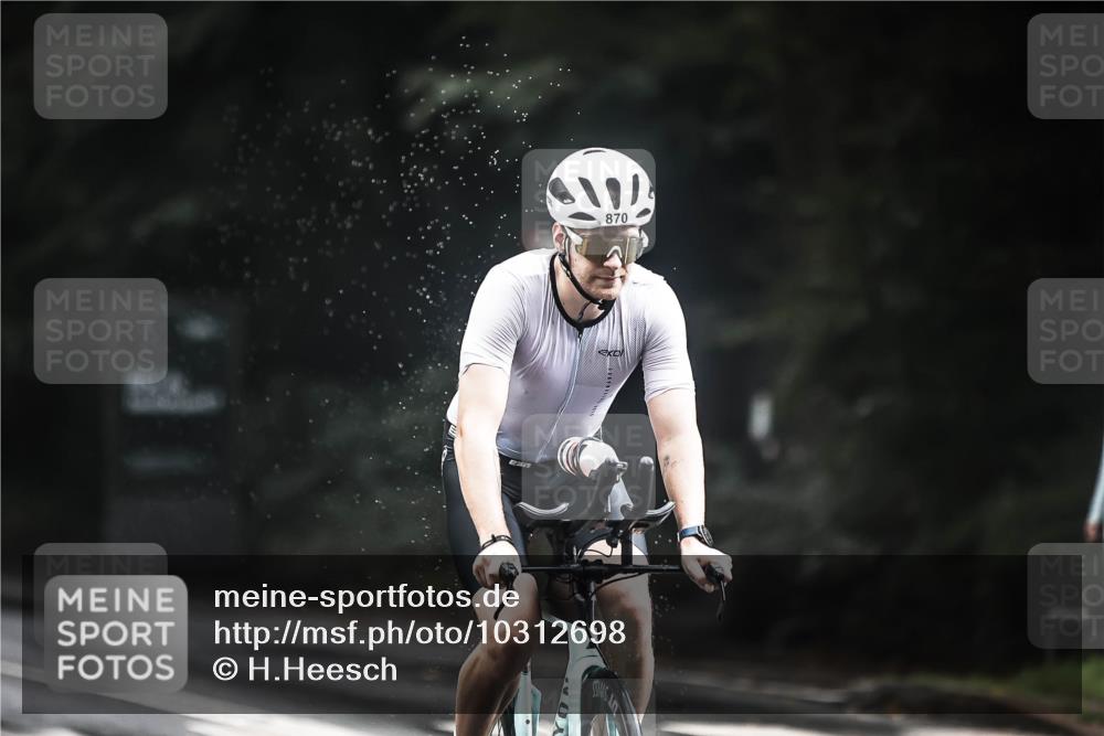 13.09.2026 - Stadtparktriathlon H.Heesch http://msf.ph/oto/10312698 13.09.2026 11:46:41 Radfahren 870, 917 meine-sportfotos.de