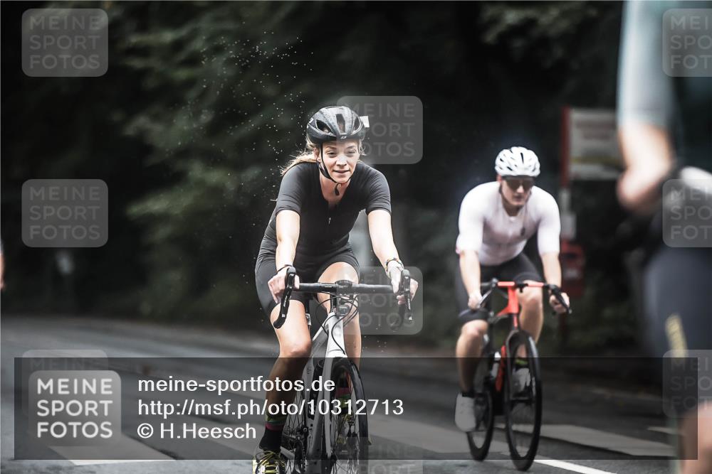 13.09.2026 - Stadtparktriathlon H.Heesch http://msf.ph/oto/10312713 13.09.2026 12:54:19 Radfahren 1087, 1137, 1138, 1140, 1170, 1189, 1204, 1242, 1273, 1299, 1400 meine-sportfotos.de