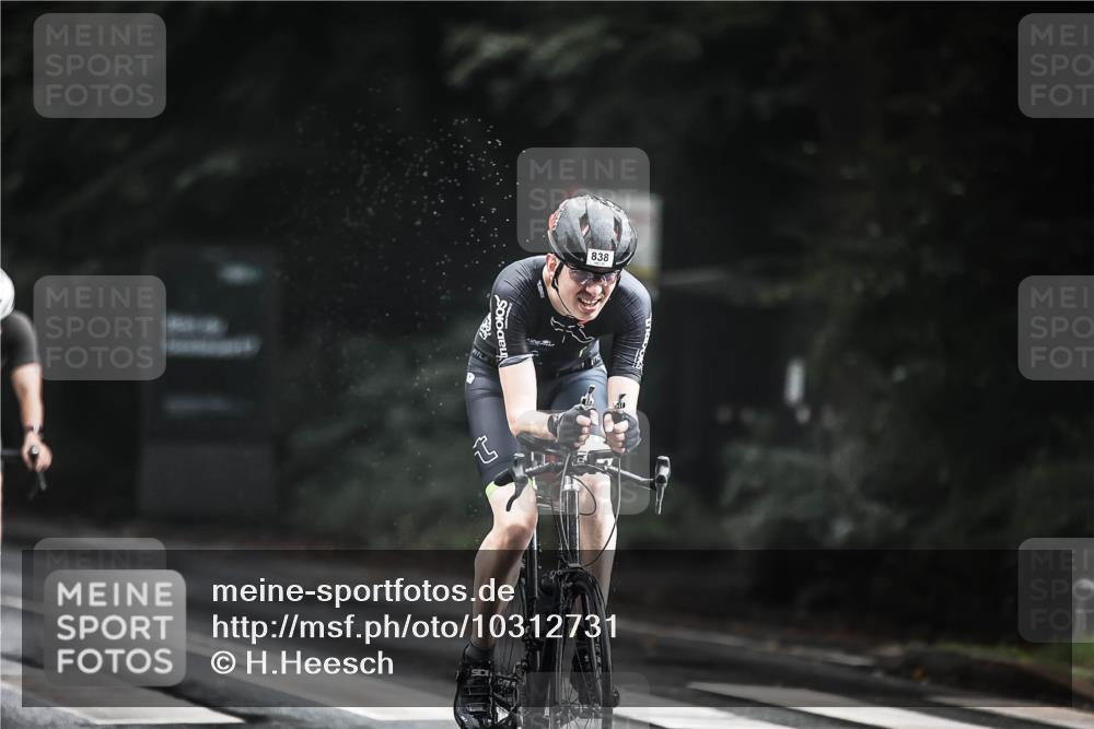 13.09.2026 - Stadtparktriathlon H.Heesch http://msf.ph/oto/10312731 13.09.2026 11:46:50 Radfahren 794, 834, 838, 860 meine-sportfotos.de