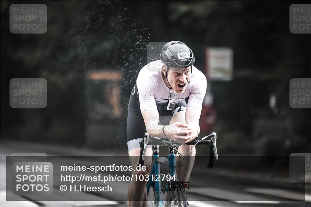 13.09.2026 - Stadtparktriathlon H.Heesch http://msf.ph/oto/10312794 13.09.2026 11:46:57 Radfahren 794, 834, 860 meine-sportfotos.de
