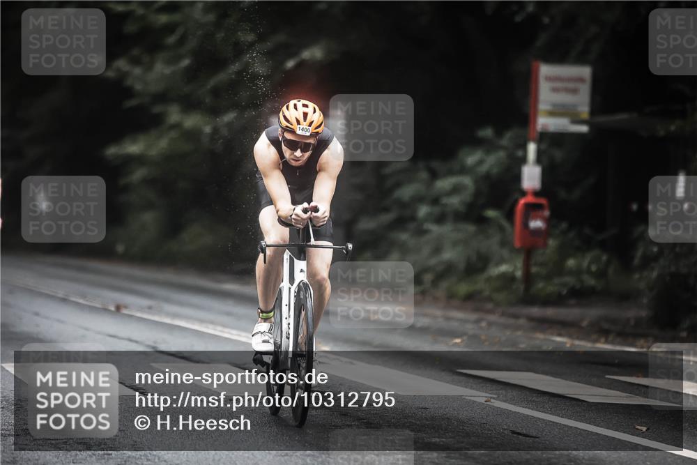 13.09.2026 - Stadtparktriathlon H.Heesch http://msf.ph/oto/10312795 13.09.2026 12:54:23 Radfahren 1087, 1170, 1189, 1193, 1242, 1273, 1299, 1400 meine-sportfotos.de