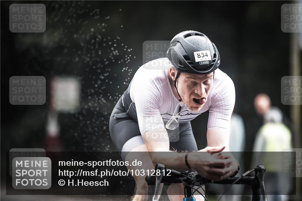 13.09.2026 - Stadtparktriathlon H.Heesch http://msf.ph/oto/10312812 13.09.2026 11:46:57 Radfahren 794, 834, 860 meine-sportfotos.de