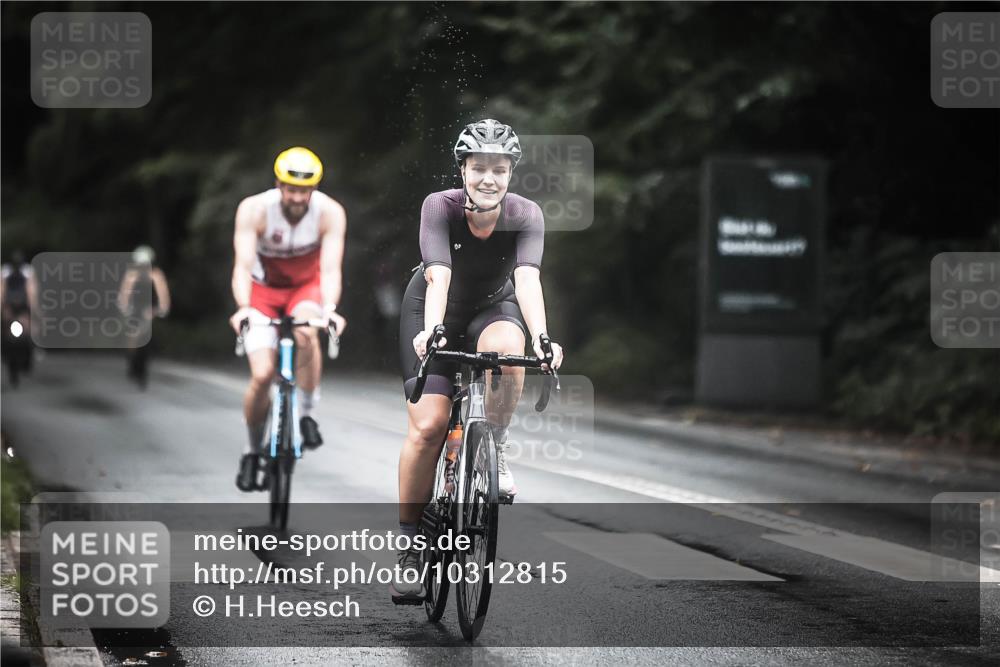 13.09.2026 - Stadtparktriathlon H.Heesch http://msf.ph/oto/10312815 13.09.2026 12:54:25 Radfahren 1087, 1189, 1193, 1273, 1299, 1400 meine-sportfotos.de