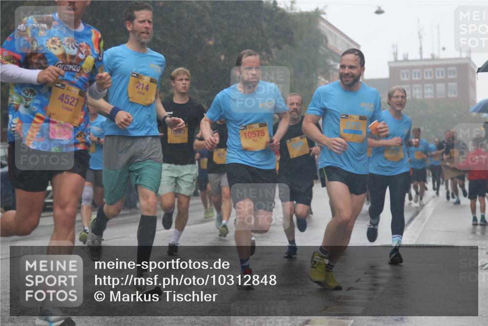 13.09.2026 - Kiel Lauf Markus Tischler http://msf.ph/oto/10312848 13.09.2026 10:39:36 Fleethörn 10, 39, 4527, 38, 214, 10663, 811, 39, 10575 meine-sportfotos.de