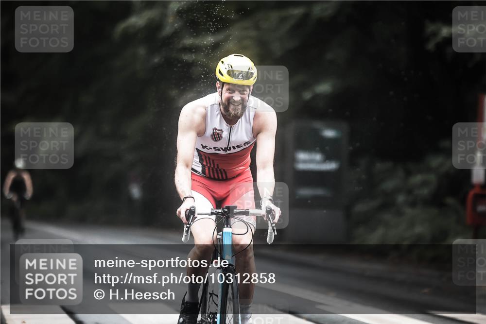 13.09.2026 - Stadtparktriathlon H.Heesch http://msf.ph/oto/10312858 13.09.2026 12:54:27 Radfahren 1087, 1193, 1225, 1273, 1299, 1400 meine-sportfotos.de