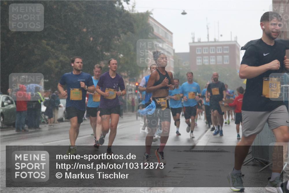 13.09.2026 - Kiel Lauf Markus Tischler http://msf.ph/oto/10312873 13.09.2026 10:39:40 Fleethörn 1494, 249, 811 meine-sportfotos.de