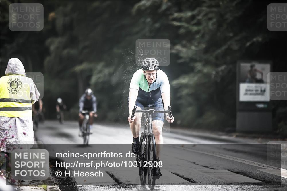 13.09.2026 - Stadtparktriathlon H.Heesch http://msf.ph/oto/10312908 13.09.2026 11:47:11 Radfahren 859, 893, 905 meine-sportfotos.de