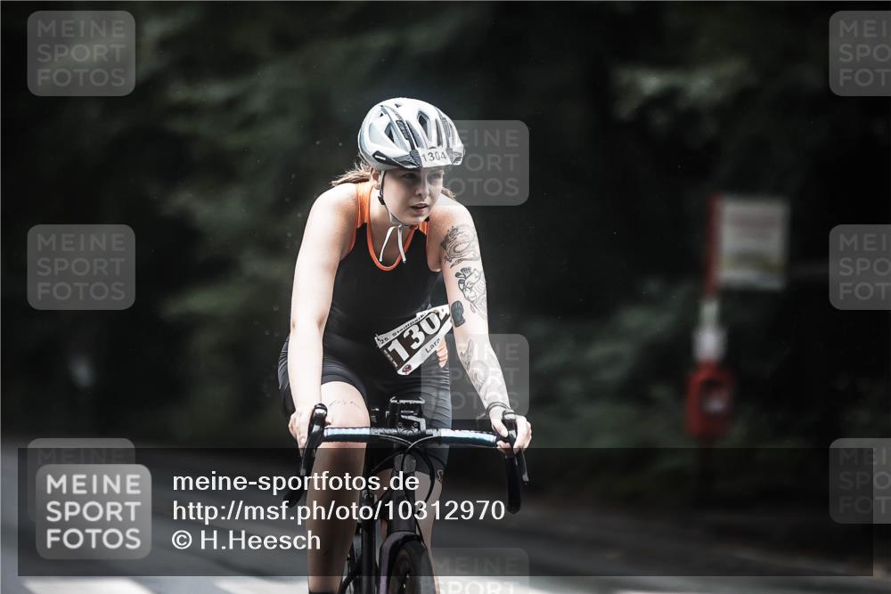 13.09.2026 - Stadtparktriathlon H.Heesch http://msf.ph/oto/10312970 13.09.2026 12:54:40 Radfahren 1101, 1226, 1262, 1304, 1308 meine-sportfotos.de