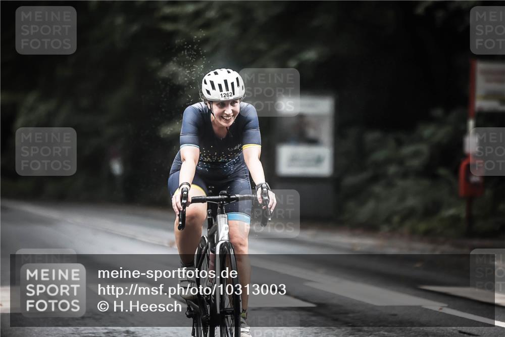 13.09.2026 - Stadtparktriathlon H.Heesch http://msf.ph/oto/10313003 13.09.2026 12:54:45 Radfahren 1217, 1262, 1304, 1308 meine-sportfotos.de