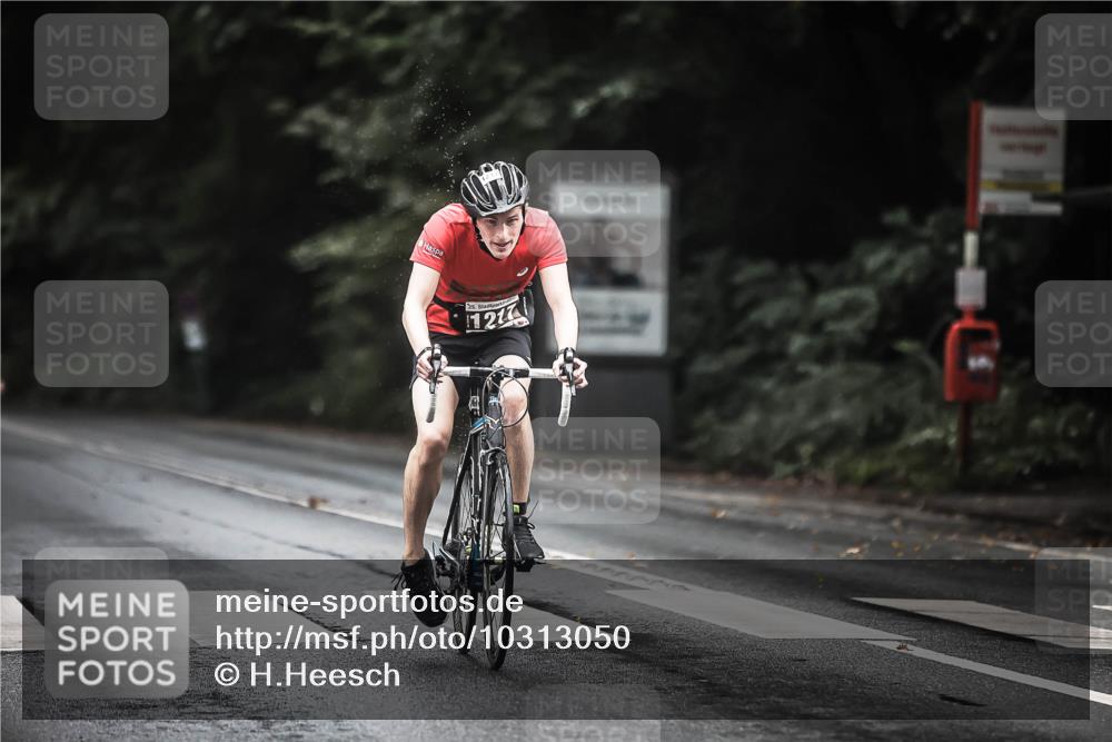 13.09.2026 - Stadtparktriathlon H.Heesch http://msf.ph/oto/10313050 13.09.2026 12:54:49 Radfahren 1179, 1217, 1258, 1262 meine-sportfotos.de