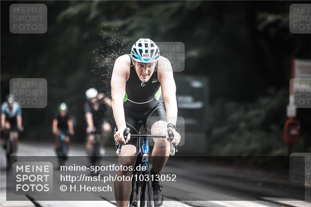13.09.2026 - Stadtparktriathlon H.Heesch http://msf.ph/oto/10313052 13.09.2026 11:47:19 Radfahren 745, 800, 826, 859, 869, 935 meine-sportfotos.de