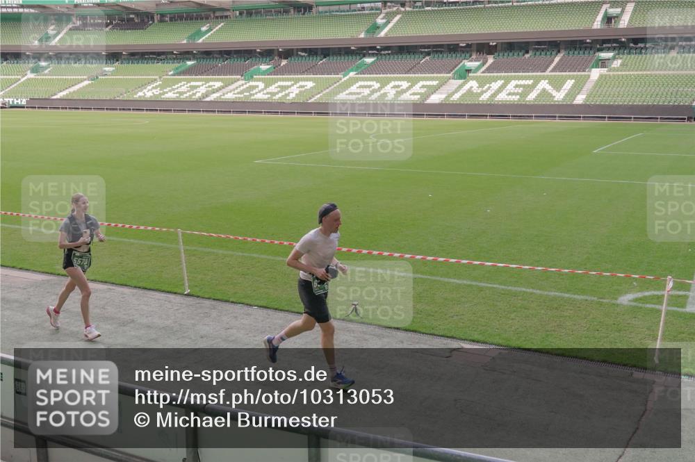 13.09.2026 - 21. swb-Marathon Bremen Michael Burmester http://msf.ph/oto/10313053 13.09.2026 12:49:17 Laufen im Stadion 382, 524, 572, 663, 670, 779, 826, 889, 899, 1349, 1517, 1605, 1723, 1748, 1872, 1925, 2052, 2287, 2288, 2347, 2605, 2750, 2844, 2909, 3043, 3110, 3127, 3197, 3276, 3330, 3466, 3625, 3910, 3973, 4033, 4082, 4247, 4384, 4712, 4732, 4743, 4852, 4898, 4990, 5111, 5377, 5383, 5424, 5517, 5570, 5585, 5594, 5648, 6025, 6058, 6652, 6692, 6842, 6906, 6951, 7064, 7109, 7115, 7121, 7399, 7636, 7803, 7876, 8706, 8877, 8973, 8981, 9010, 9035, 9429, 13091 meine-sportfotos.de
