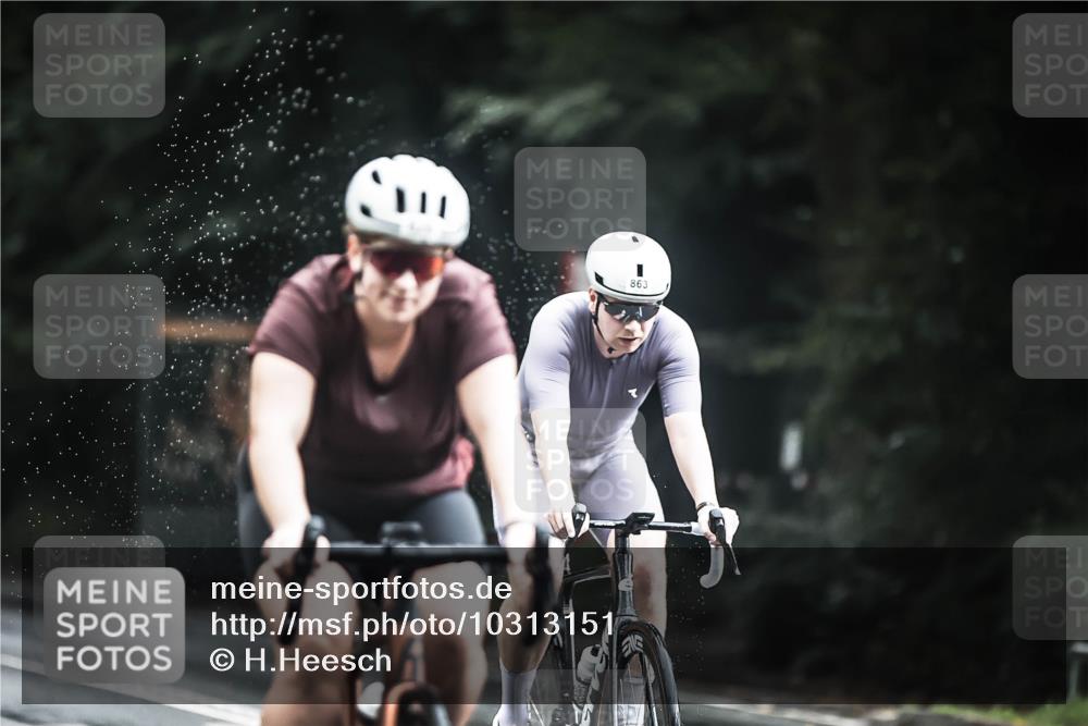 13.09.2026 - Stadtparktriathlon H.Heesch http://msf.ph/oto/10313151 13.09.2026 11:47:26 Radfahren 745, 752, 800, 826, 863, 935 meine-sportfotos.de
