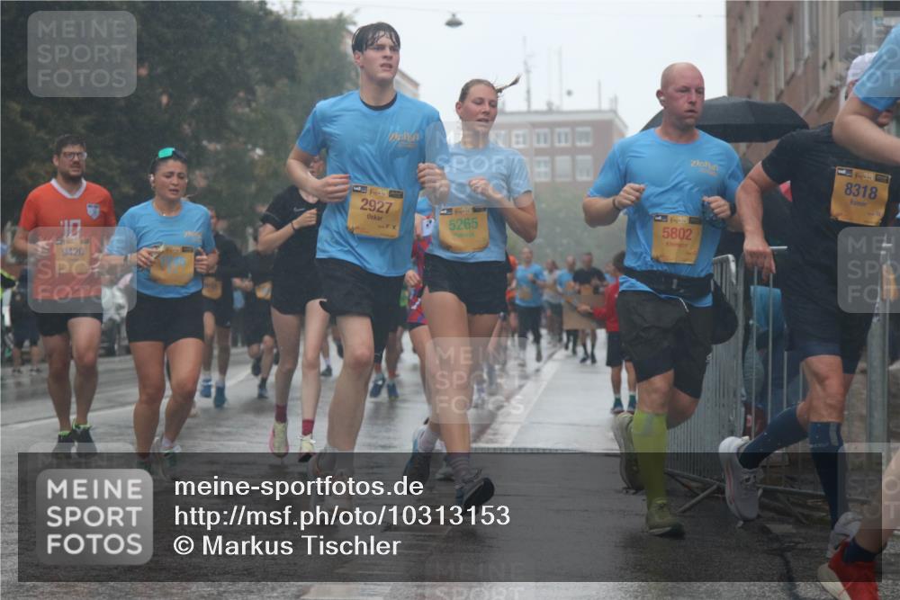 13.09.2026 - Kiel Lauf Markus Tischler http://msf.ph/oto/10313153 13.09.2026 10:40:11 Fleethörn 9420, 2927, 8318, 38, 5265, 38, 5802 meine-sportfotos.de