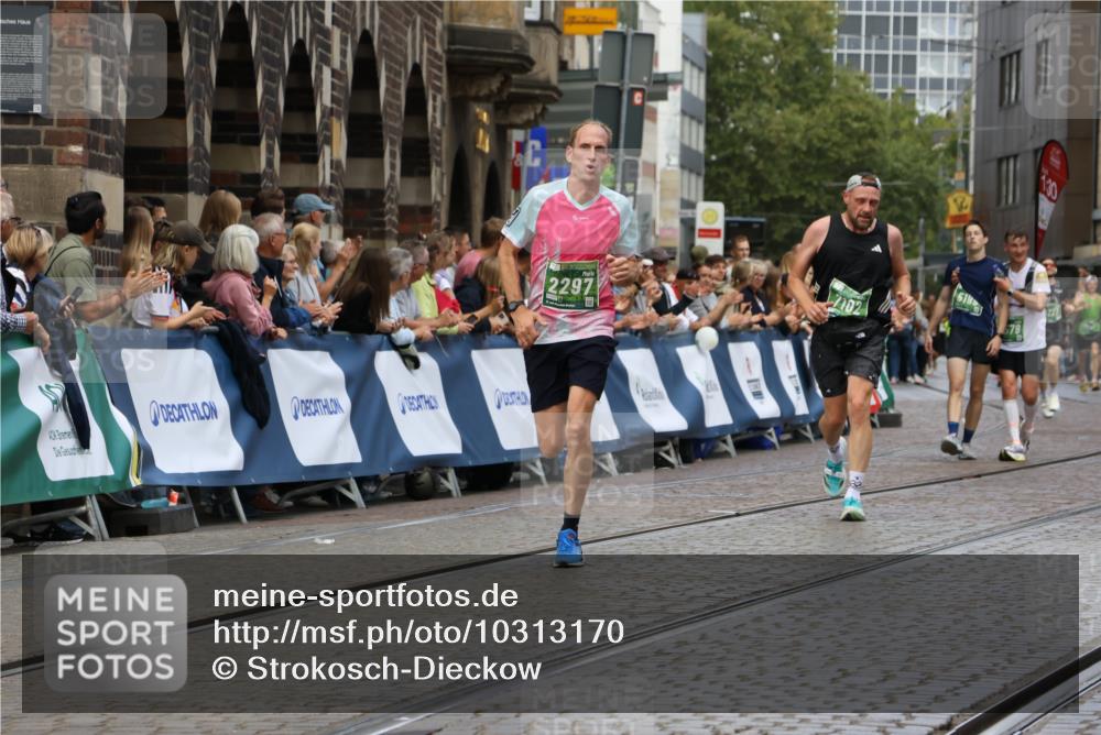 13.09.2026 - 21. swb-Marathon Bremen Strokosch-Dieckow http://msf.ph/oto/10313170 13.09.2026 13:05:06 Ziel 1712, 2646, 2956, 5283, 5674, 6708, 7538, 7814, 8054, 8701, 9070, 9306, 9495, 9689, 13187, 1822, 2297, 3365, 4025, 7102, 9273 meine-sportfotos.de
