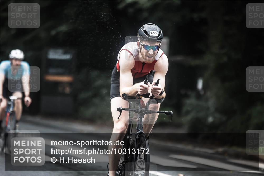 13.09.2026 - Stadtparktriathlon H.Heesch http://msf.ph/oto/10313172 13.09.2026 12:54:57 Radfahren 1108, 1153, 1158, 1179, 1224, 1258, 1286, 1417 meine-sportfotos.de