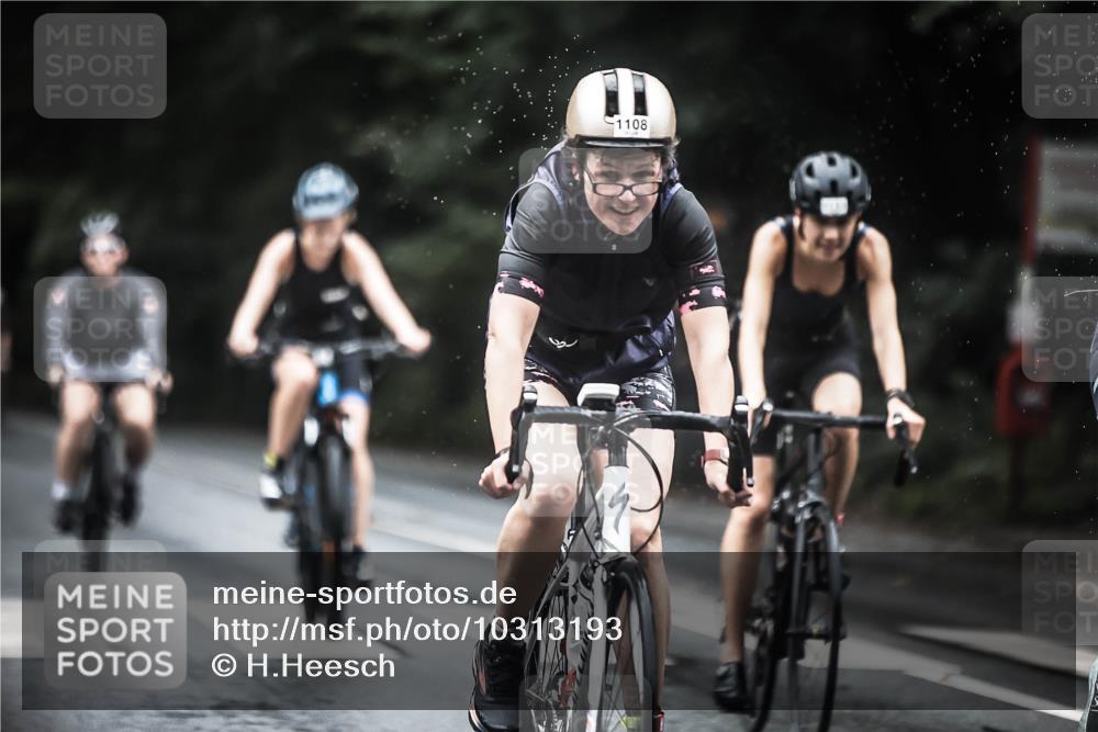 13.09.2026 - Stadtparktriathlon H.Heesch http://msf.ph/oto/10313193 13.09.2026 12:54:58 Radfahren 1108, 1153, 1158, 1179, 1224, 1258, 1286, 1417 meine-sportfotos.de