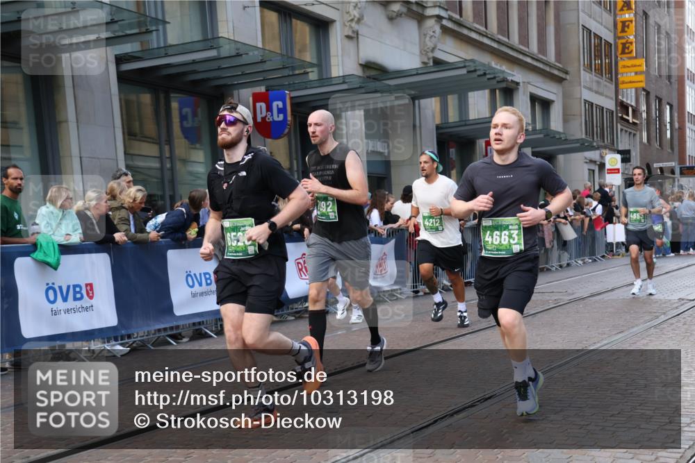13.09.2026 - 21. swb-Marathon Bremen Strokosch-Dieckow http://msf.ph/oto/10313198 13.09.2026 13:15:15 Ziel 1033, 1445, 3346, 3536, 3836, 3991, 4212, 4573, 4646, 4653, 4663, 5533, 5588, 6011, 6162, 6515, 6526, 7203, 7291, 7346, 7992, 8086, 8254, 8255, 9029, 9391, 9475, 9777, 13249, 1510, 1664, 2383, 3357, 3504, 3717, 3743, 4111, 4382, 4992, 5003, 5149, 5294, 5298, 5385, 5417, 5471, 6011, 6351, 6379, 6521, 6528, 6717, 6773, 6902, 7190, 7432, 7497, 7515, 7717, 7730, 8238, 9253, 9338, 9363, 9483, 9797, 13137, 13139 meine-sportfotos.de