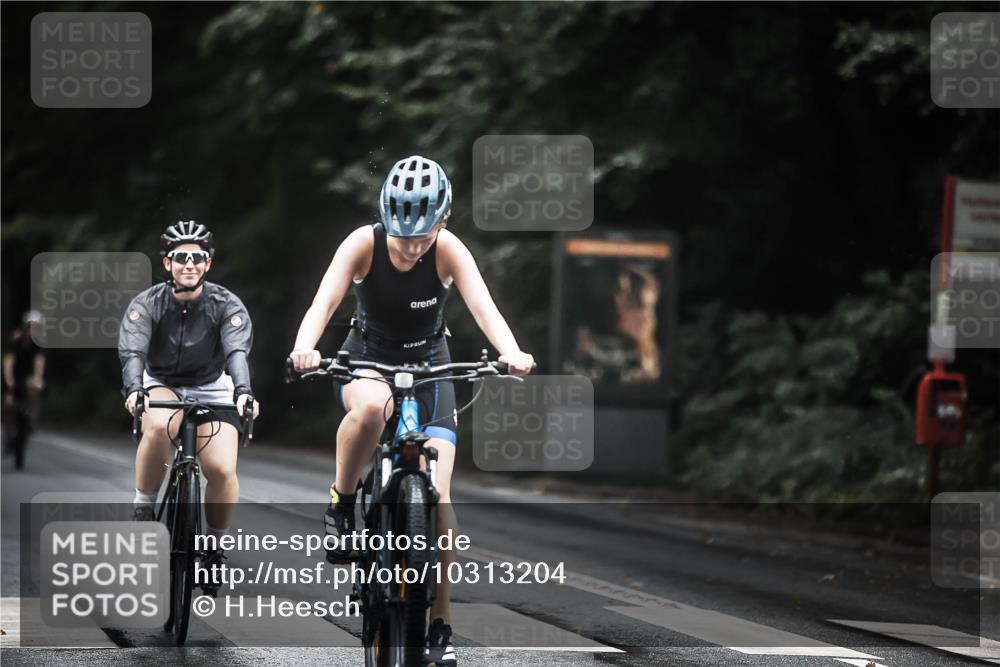 13.09.2026 - Stadtparktriathlon H.Heesch http://msf.ph/oto/10313204 13.09.2026 12:54:59 Radfahren 1108, 1153, 1158, 1224, 1245, 1258, 1261, 1286, 1417 meine-sportfotos.de