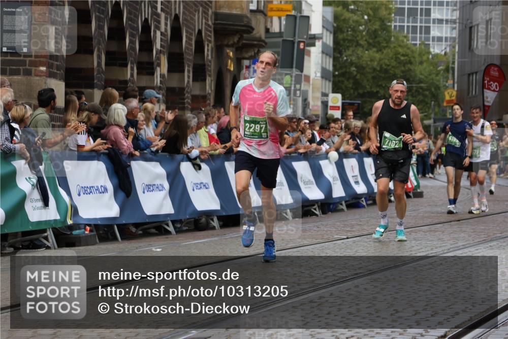 13.09.2026 - 21. swb-Marathon Bremen Strokosch-Dieckow http://msf.ph/oto/10313205 13.09.2026 13:05:06 Ziel 1712, 2646, 2956, 5283, 5674, 6708, 7538, 7814, 8054, 8701, 9070, 9306, 9495, 9689, 13187, 1822, 2297, 3365, 4025, 7102, 9273 meine-sportfotos.de
