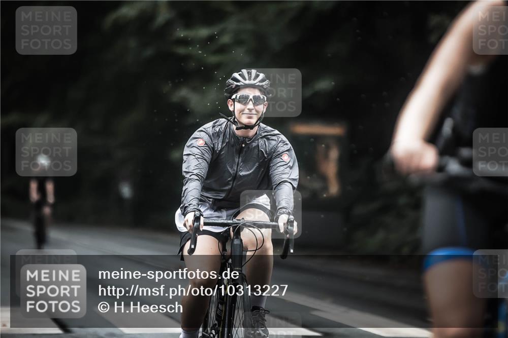 13.09.2026 - Stadtparktriathlon H.Heesch http://msf.ph/oto/10313227 13.09.2026 12:55:00 Radfahren 1108, 1153, 1158, 1224, 1245, 1258, 1261, 1286, 1417 meine-sportfotos.de
