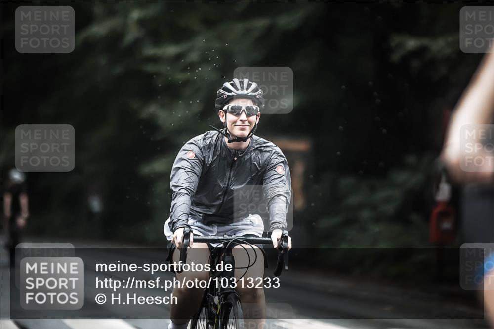 13.09.2026 - Stadtparktriathlon H.Heesch http://msf.ph/oto/10313233 13.09.2026 12:55:01 Radfahren 1108, 1153, 1158, 1224, 1245, 1258, 1261, 1286, 1376, 1417 meine-sportfotos.de