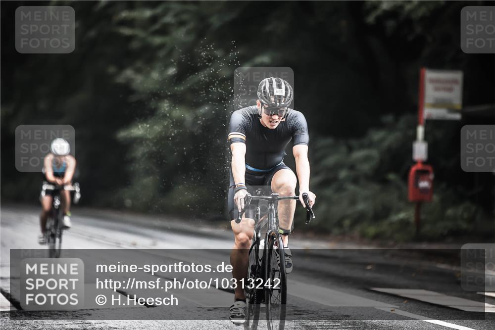 13.09.2026 - Stadtparktriathlon H.Heesch http://msf.ph/oto/10313242 13.09.2026 11:47:33 Radfahren 752, 761, 801, 840 meine-sportfotos.de