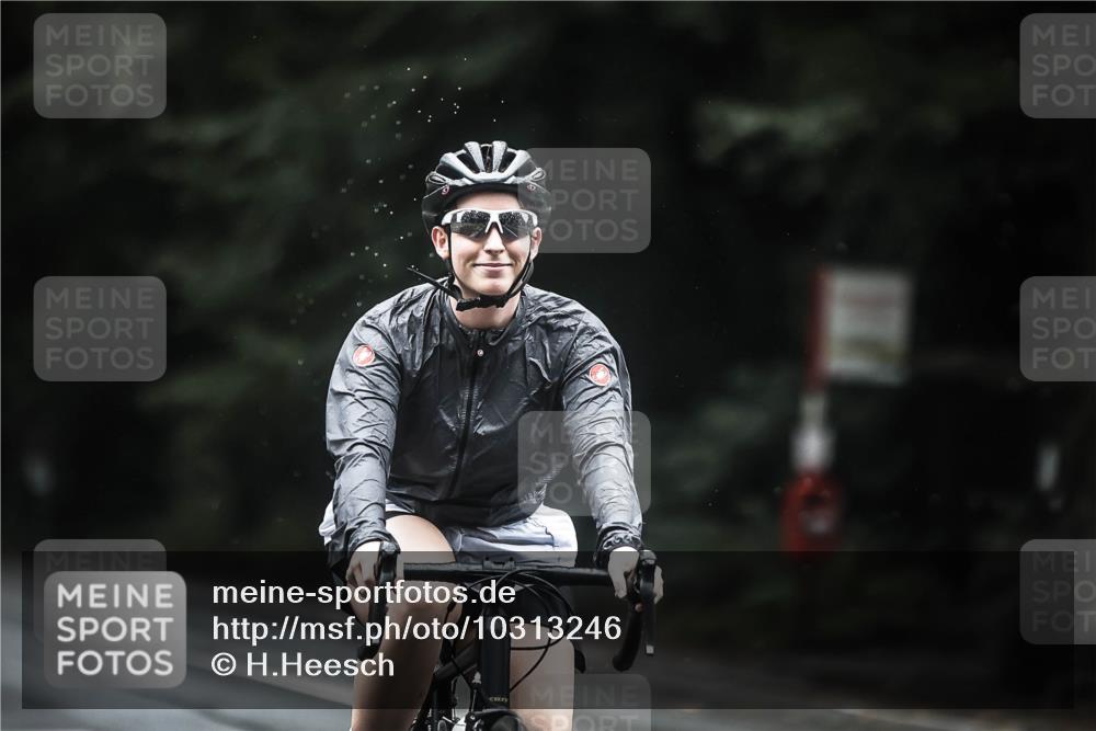 13.09.2026 - Stadtparktriathlon H.Heesch http://msf.ph/oto/10313246 13.09.2026 12:55:01 Radfahren 1108, 1153, 1158, 1224, 1245, 1258, 1261, 1286, 1376, 1417 meine-sportfotos.de