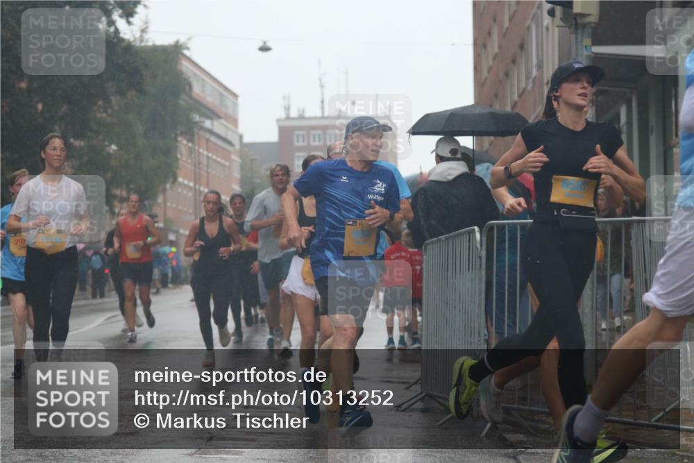13.09.2026 - Kiel Lauf Markus Tischler http://msf.ph/oto/10313252 13.09.2026 10:40:23 Fleethörn 297 meine-sportfotos.de