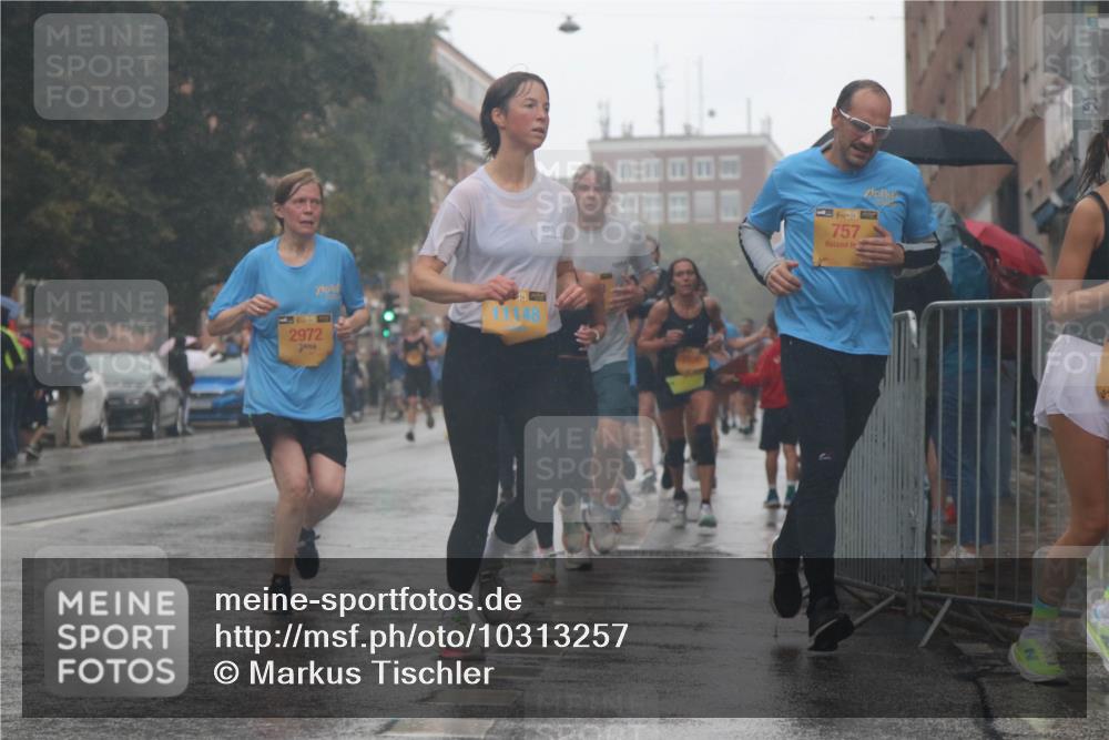 13.09.2026 - Kiel Lauf Markus Tischler http://msf.ph/oto/10313257 13.09.2026 10:40:24 Fleethörn 38, 2972, 1448, 39, 757 meine-sportfotos.de
