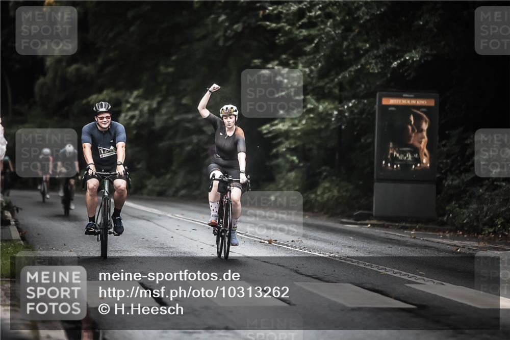 13.09.2026 - Stadtparktriathlon H.Heesch http://msf.ph/oto/10313262 13.09.2026 12:55:03 Radfahren 1108, 1153, 1158, 1245, 1261, 1286, 1376, 1417 meine-sportfotos.de