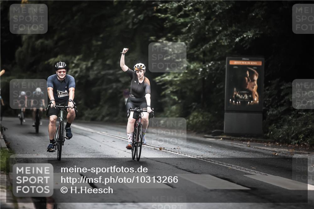 13.09.2026 - Stadtparktriathlon H.Heesch http://msf.ph/oto/10313266 13.09.2026 12:55:03 Radfahren 1108, 1153, 1158, 1245, 1261, 1286, 1376, 1417 meine-sportfotos.de