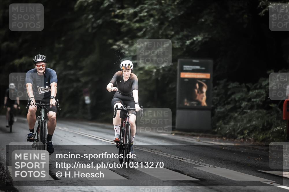 13.09.2026 - Stadtparktriathlon H.Heesch http://msf.ph/oto/10313270 13.09.2026 12:55:04 Radfahren 1108, 1153, 1158, 1245, 1261, 1286, 1376, 1417 meine-sportfotos.de